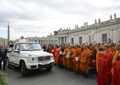 Pope calls for unity among world's religions to promote peace, justice, ethical AI