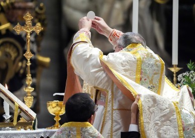 Nuncio in Britain says pope won't overturn restrictions on old Latin Mass