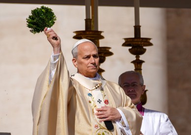 Pope at Easter: Jesus showed nonviolence is true power over evil