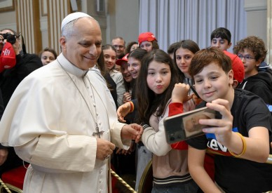Pope urges humanity to build a civilization of love in the digital world