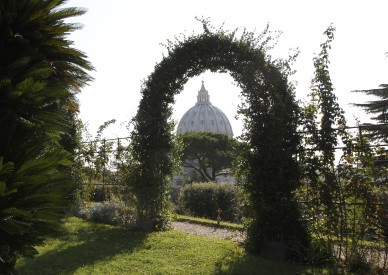 Archives: From marshy to manicured: Gardens' gruesome past grows into green haven