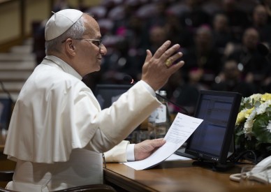 Find room in your heart for everyone, pope tells new bishops