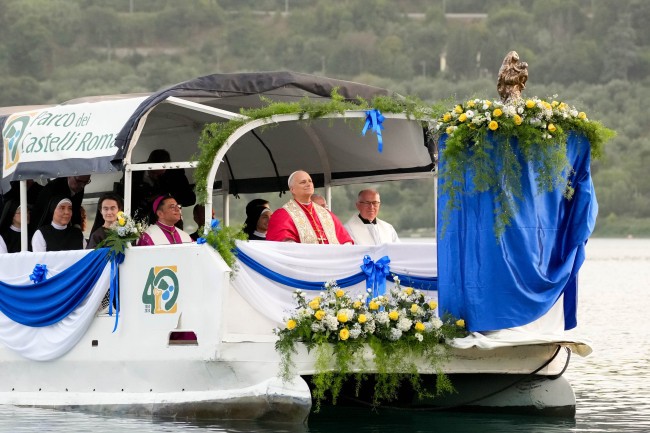 boat lake