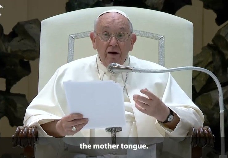 Pope: Mary speaks to us in our "mother tongue"