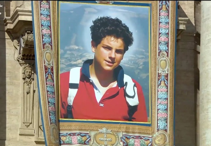 Pope Leo canonizes Carlo Acutis, Pier Giorgio Frassati