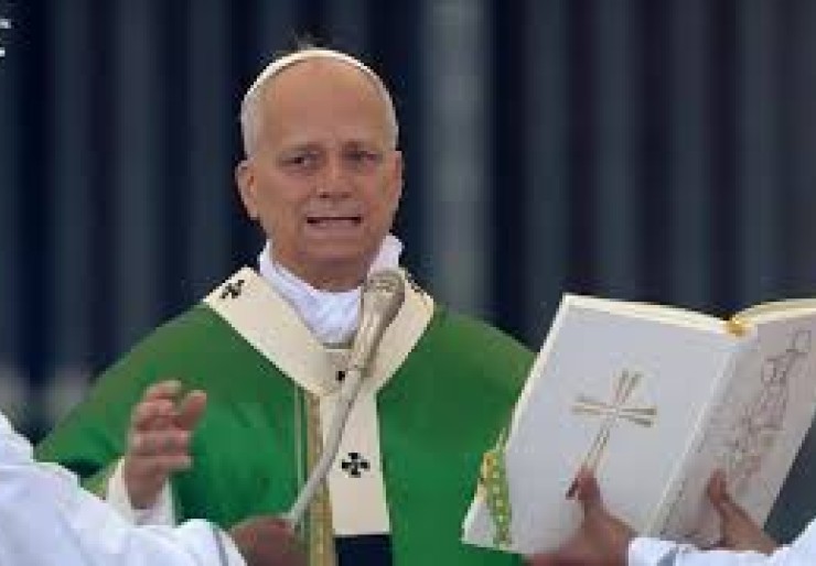 Pope: Be a missionary, welcome migrants!