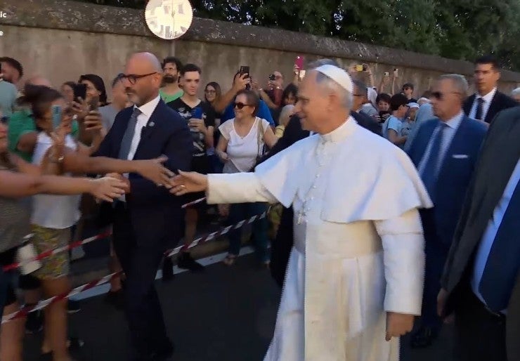 The pope returns to Castel Gandolfo