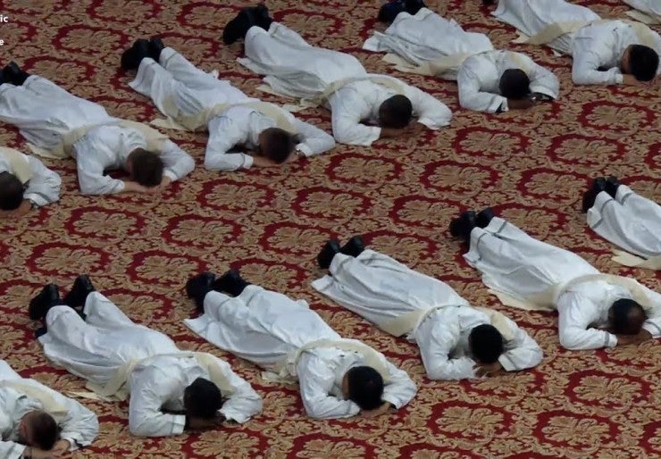 Pope Leo ordains priests: Be faithful!