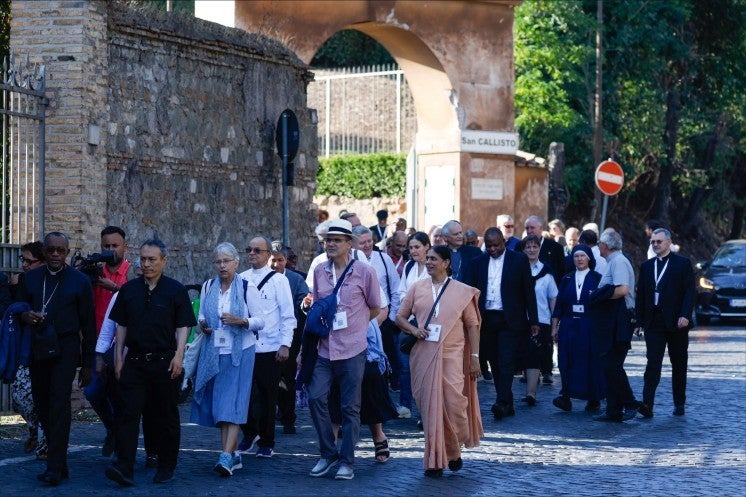 synod walking