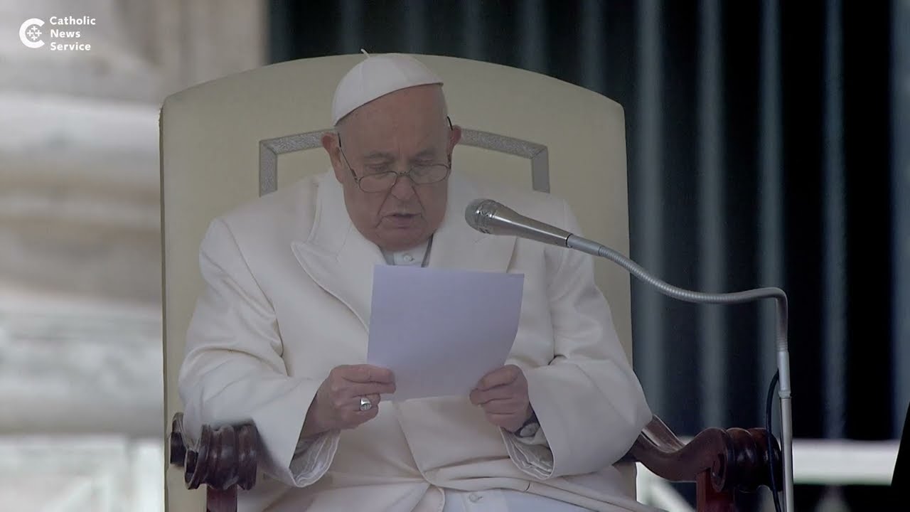 Pope: Pray for an end to madness of war