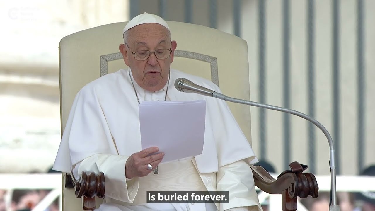 Pope: Never lose hope!