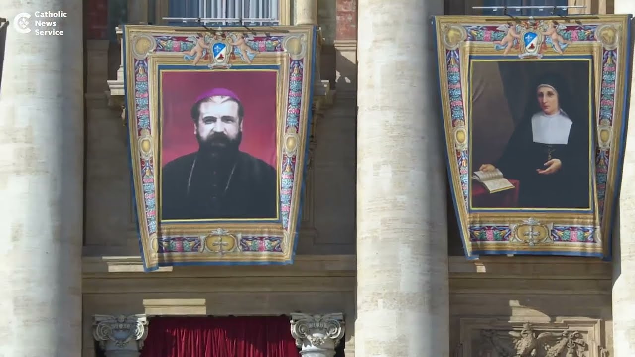 Pope canonizes 7 “authentic” people of faith