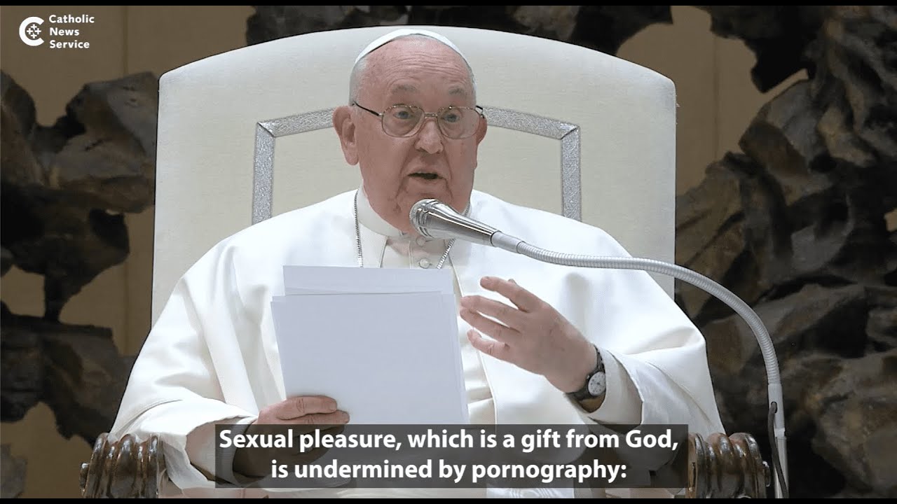 Pope: Defend pure love from lust